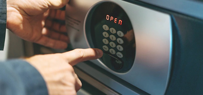 Cash Safe Openers in Rock Island, Illinois