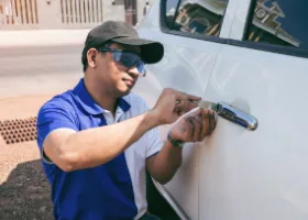 Car Locksmith in Rock Island, IL